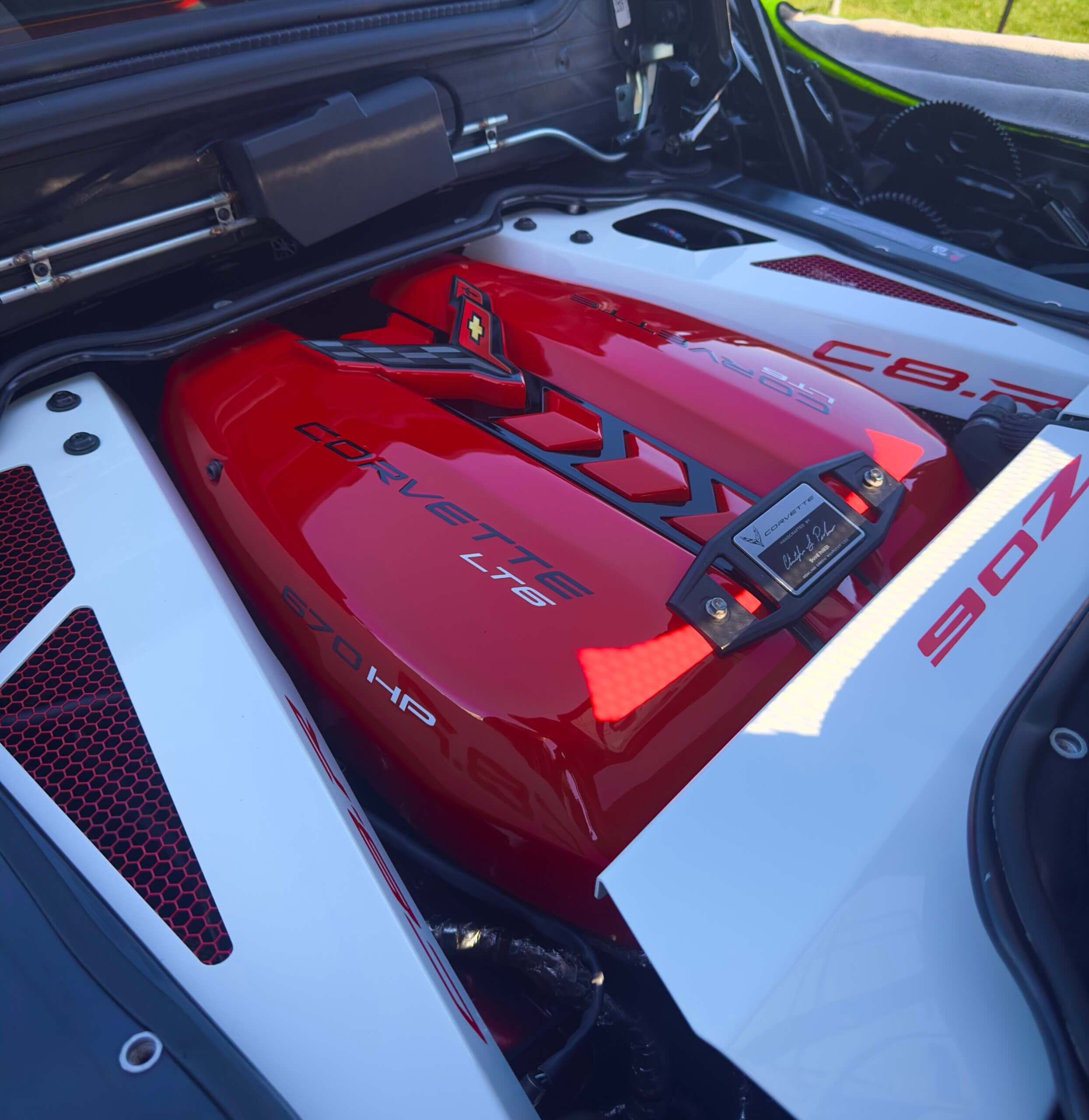 2022-2025 C8 Z06 HTC Painted Engine Intake Cover